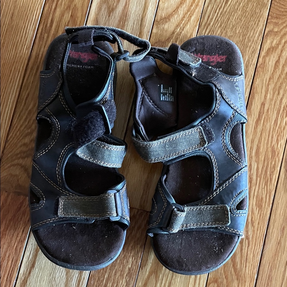 Wrangler Men’s Dark Brown Sandals size 9